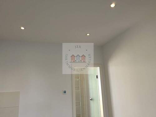 Deckenbeleuchtung - 3 Zimmer Etagenwohnung zur Miete in Zwickau