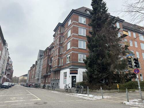 Außenaufnahme - Mehrfamilienhaus mit 16 Einheiten im Hasseldieksdammer Weg - OTTO STÖBEN GmbH