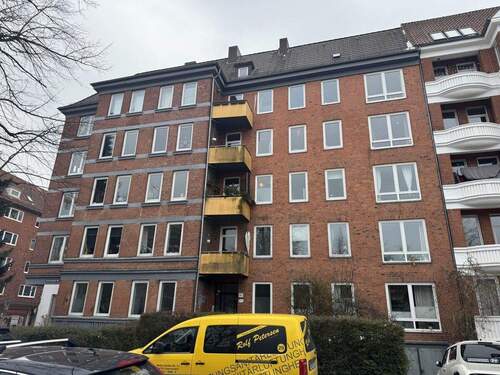 Außenaufnahme - 5 Zimmer Mehrfamilienhaus, Wohnhaus zum Kaufen in Kiel