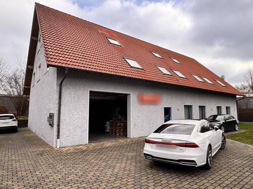 Wohn - und Geschäftshaus… - 