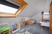 Kinderzimmer DG - 