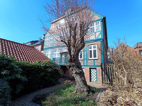 Rückansicht - 5 Zimmer Mehrfamilienhaus, Wohnhaus in Wilster