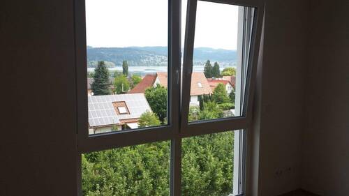 Bild 2 - 4 Zimmer Etagenwohnung zum Kaufen in Bodman-Ludwigshafen