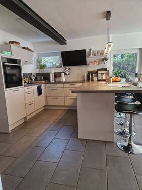 Offene Küche - 8 Zimmer Mehrfamilienhaus, Wohnhaus in Adelebsen