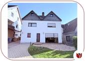 Süd-West-Terrasse direkt am Wohnzimmer - 5 Zimmer Einfamilienhaus in Leichlingen
