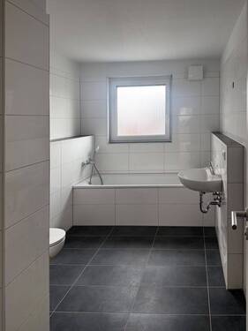 Modernes Badezimmer - 