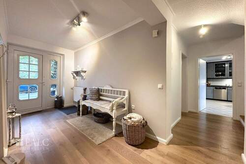 Diele Blick Richtung Küche - 