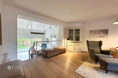 Wohnzimmer mit Kaminzimmer - 