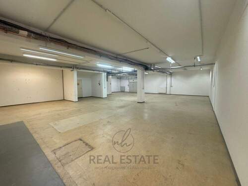 3.jpg - Halle in Hamburg