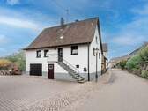 Hausansicht - Charmantes, gepflegtes Häuschen mitten in Spechbach
