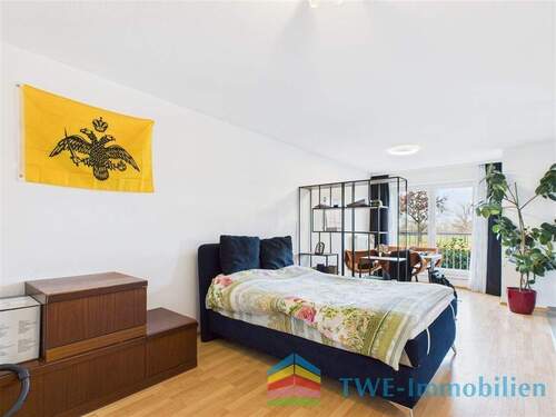 Schlafbereich - 1 Zimmer Etagenwohnung in Karlsruhe