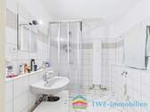 Badezimmer - Etagenwohnung in Karlsruhe zum Kaufen