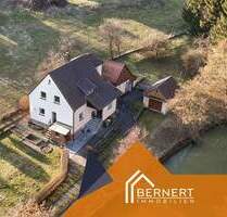 Viel Platz für neue Wohnideen: Haus mit großem Grundstück in ruhiger, gut angebundener Lage - Sonnefeld Neuses a. Brand