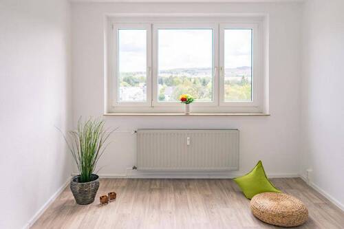 Schlafzimmer Vergleichswohnung - 3 Zimmer Etagenwohnung zur Miete in Chemnitz