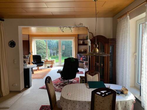 Blick Essecke ins Wohnzimmer
- 