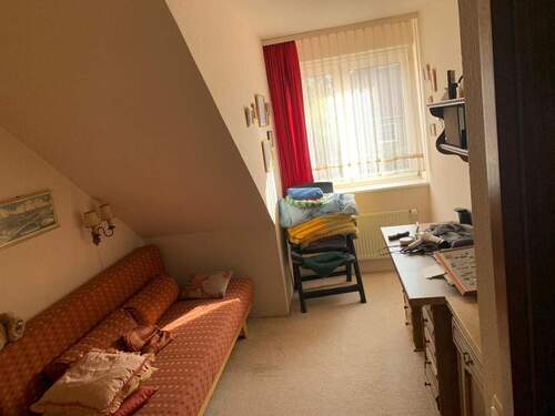 Kinderzimmer / Arbeitszimmer links I.OG - 