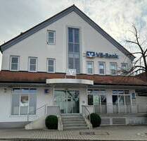 Moderne möblierte Dachgeschoss-Bürofläche in 95463 BINDLACH