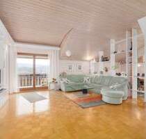 Seltene Gelegenheit! Stilvolle 3,5-Zimmer-DG-Wohnung mit Kamin und Garage und toller Aussicht! - Pforzheim Südweststadt