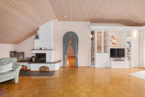 Wohnzimmer - Etagenwohnung mit 104,10 m&sup2; in Pforzheim zum Kaufen