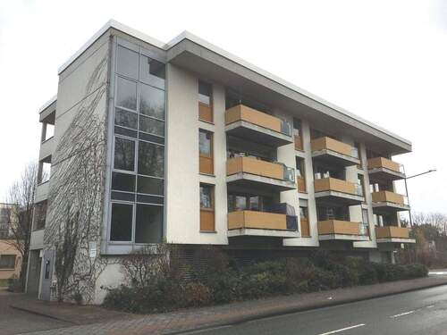 Außenansicht - Interessantes Mietangebot: gepflegte 3-Zimmerwohnung mit Einbauküche, Balkon u. Tiefgaragenplatz direkt in der Innenstadt an der Else