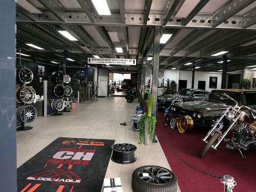 Eingangsbereich - Halle in Mühlheim a. Main zum Kaufen