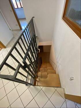 Treppenabgang ins Untergeschoss - 