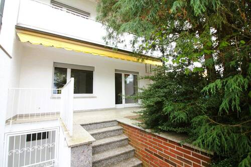 Hausrückseite mit Terrasse - 4 Zimmer Reihenendhaus zum Kaufen in Hainburg