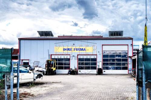 © KI Halle Langensendelbach - Gewerbegrundstück mit großer Halle, 2 Büros und Aufenthaltsraum!