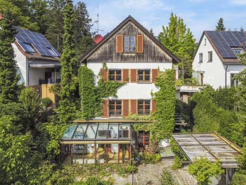 Ansicht Gartenseite - 5 Zimmer Einfamilienhaus zum Kaufen in Stuttgart