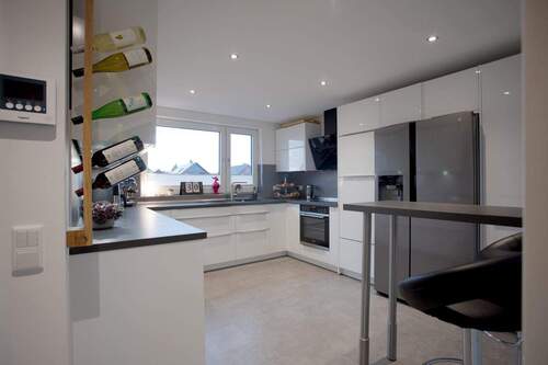 Küche - 8 Zimmer Mehrfamilienhaus, Wohnhaus in Calberlah