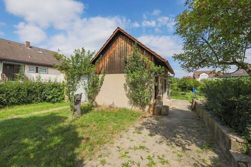 Garage u. Nebengebäude - Einfamilienhaus mit 95,00 m&sup2; in Mühlacker / Sengach zum Kaufen