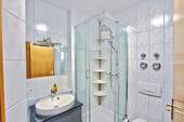 Stilvolles Badezimmer - 