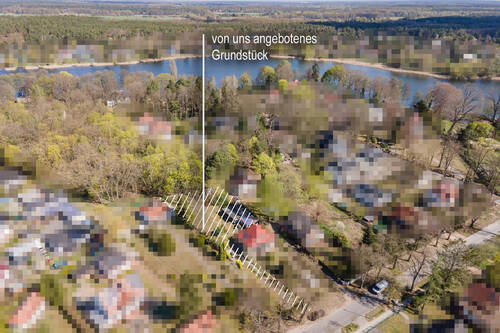 Drohne - Traumhaftes Baugrundstück in zweiter Reihe in direkter Seenähe!