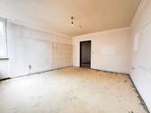 Zimmer 1 - 3 Zimmer Etagenwohnung in Bremen
