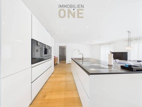 Bild 2 - 4 Zimmer Etagenwohnung zum Kaufen in Regensburg