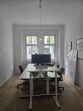 EG 1175€ netto - Helle Büroräume Prenzlauer Berg, Start-Up Szene Berlin