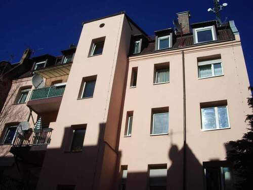 Vorderhaus Innenhofseite - Mehrfamilienhaus, Wohnhaus zum Kaufen in Nürnberg