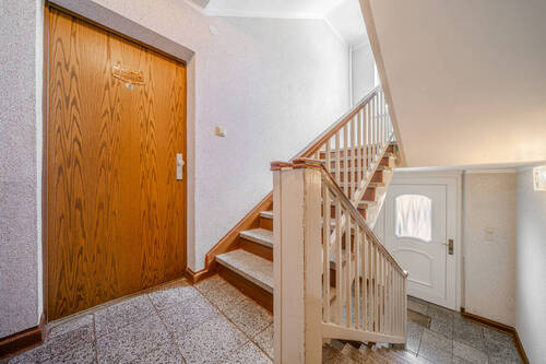 Treppenhaus - Etagenwohnung mit 49,00 m&sup2; in Neuruppin / Gnewikow zum Kaufen