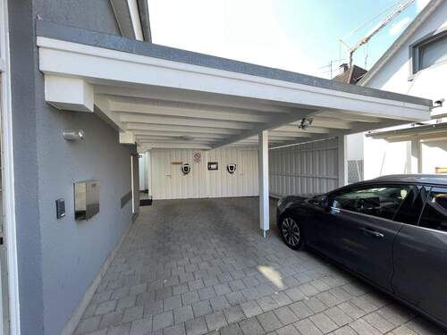Carport mit Wallbox-Ladestation - 3 Zimmer Etagenwohnung zum Kaufen in Bad Rothenfelde