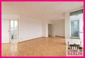 Wohnzimmer - Etagenwohnung mit 61,40 m&sup2; in Berlin zum Kaufen
