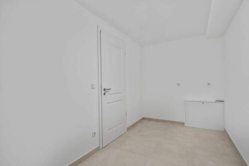 Zweiter Flurbereich vom zweiten Eingang - 