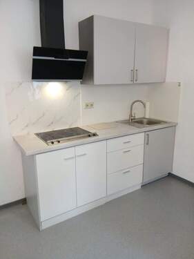 Bild Küchenzeile 2 - 3 Zimmer Etagenwohnung zur Miete in Germersheim