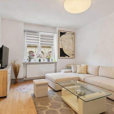 EG - Zimmer 2 - Mehrfamilienhaus, Wohnhaus mit 229,00 m&sup2; in Pforzheim zum Kaufen