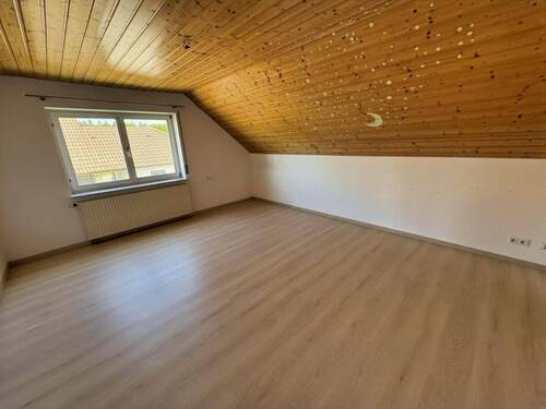 Kinderzimmer DG - 