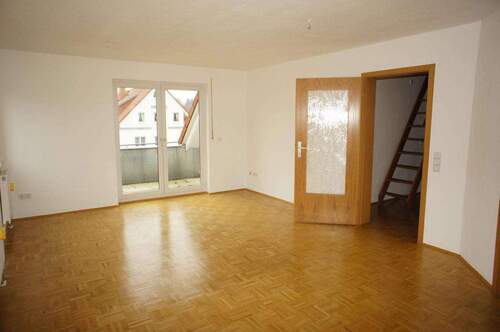 Wohnzimmer - Etagenwohnung mit 55,00 m² in Flöha zur Miete