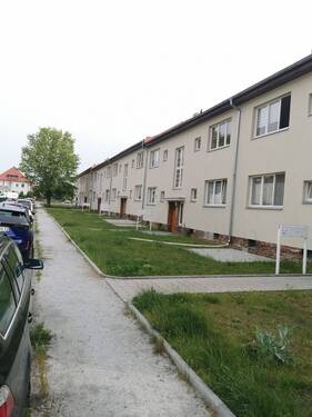 Lessingstraße Hausansicht - Ideal für Familien und Paare - 4-Raum-Wohnung mit Balkon