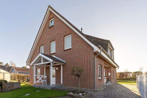 Ostansicht - Einfamilienhaus mit vielen Möglichkeiten