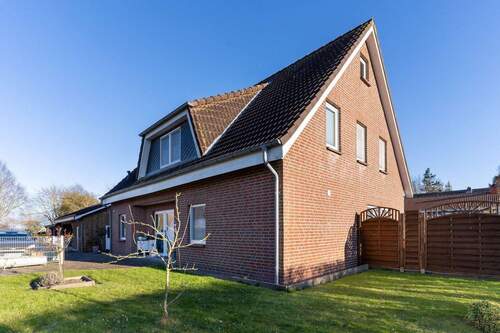 Nord-West - 6 Zimmer Einfamilienhaus in Neukirchen