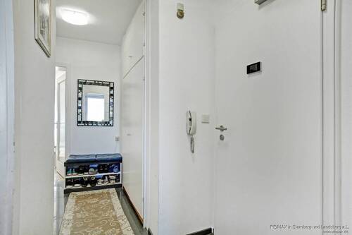 Flur Wohnung Sendling REMAX PSc-12210E0J0558_59_60_61 - 