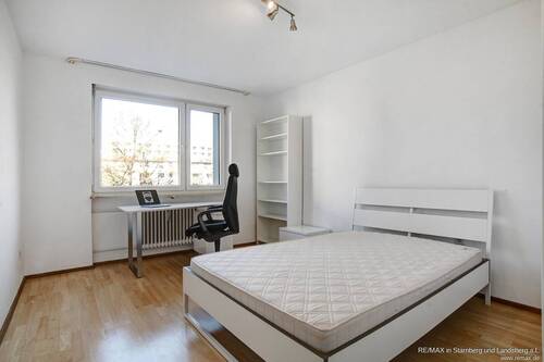 Helles und freundliches Schlafzimmer - 
